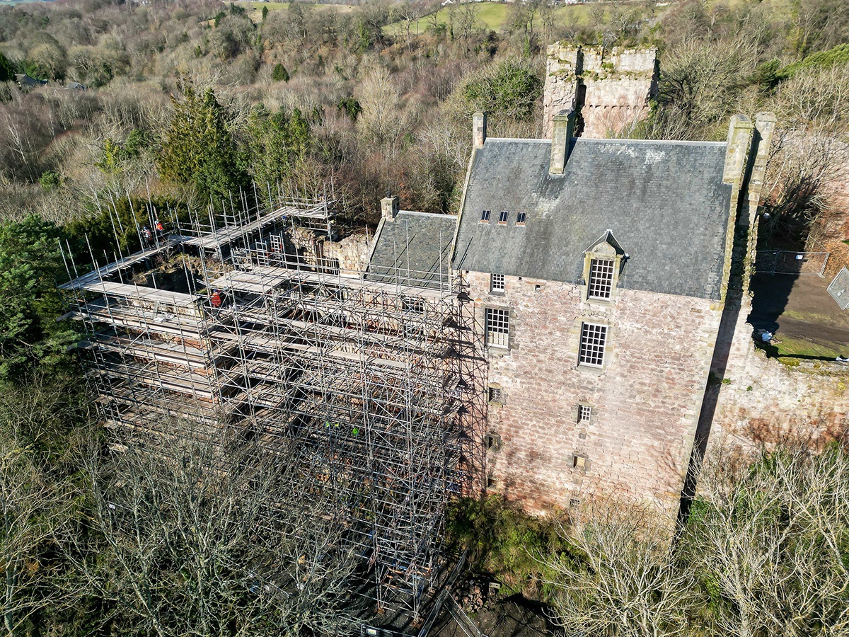 Castle scaffolding 512-sm